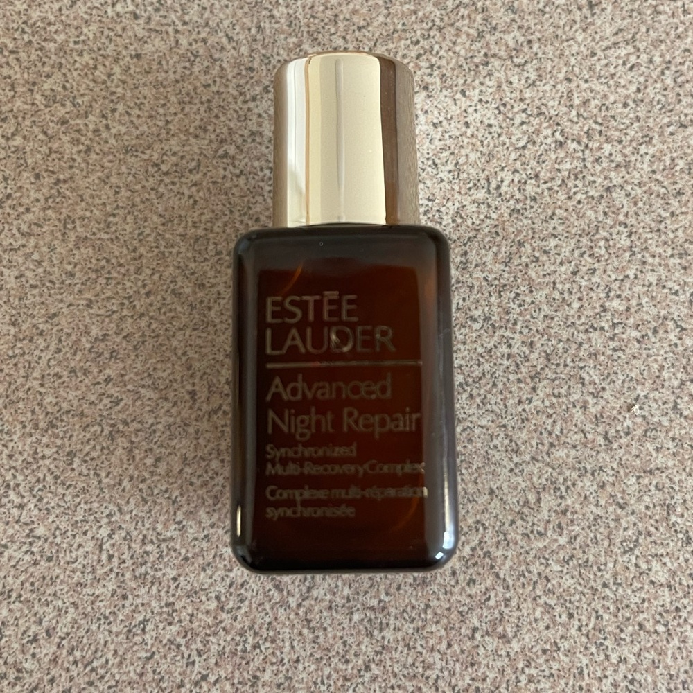 Estēe Lauder Advanced Night Repair Serum